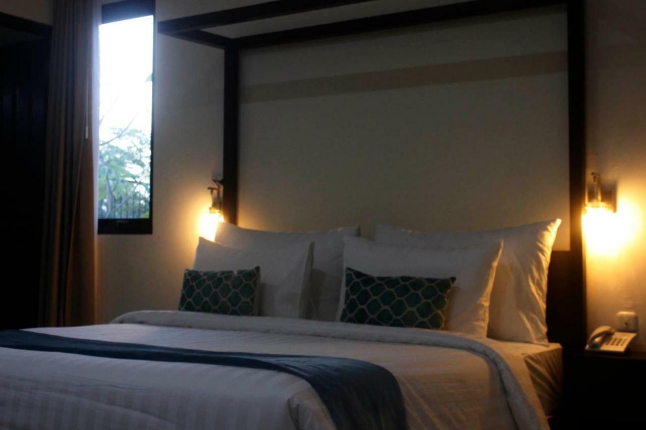 Belitung Holiday Resort Sijuk Esterno foto